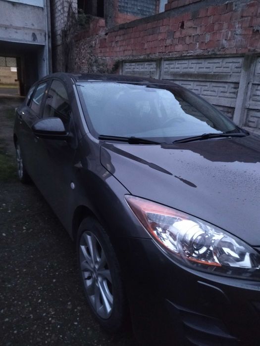 Vând sau schimb Mazda 3 an 2010