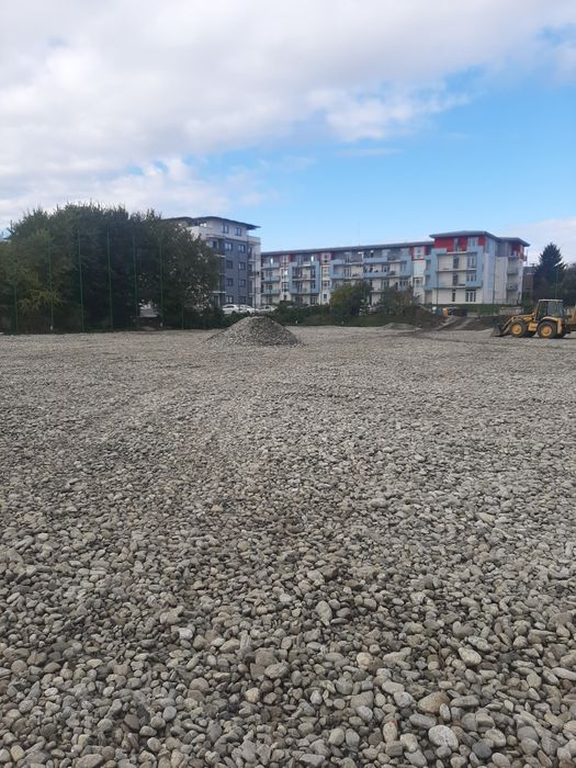 Decopertări  Demolari Terasament  (parcări  terenuri de fotbal Etc)