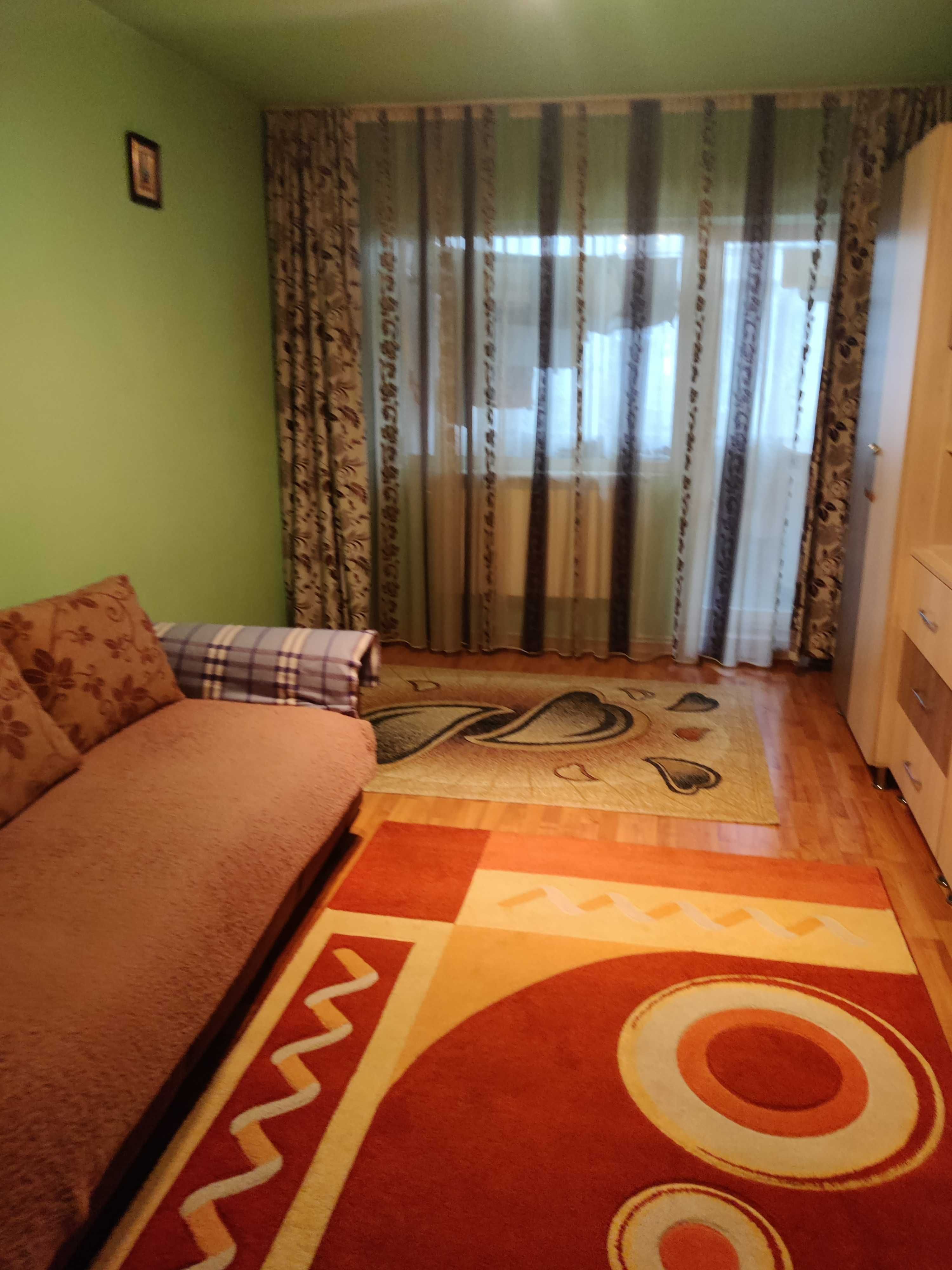 Vand apartament 2 camere Deva