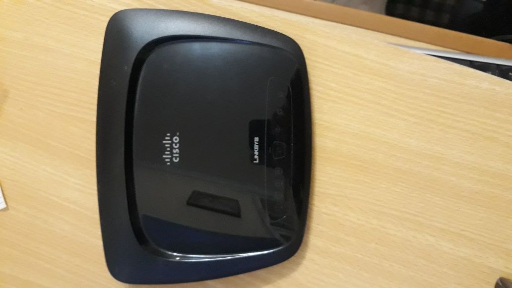 Рутер Cisco-Linksys - WRT120N