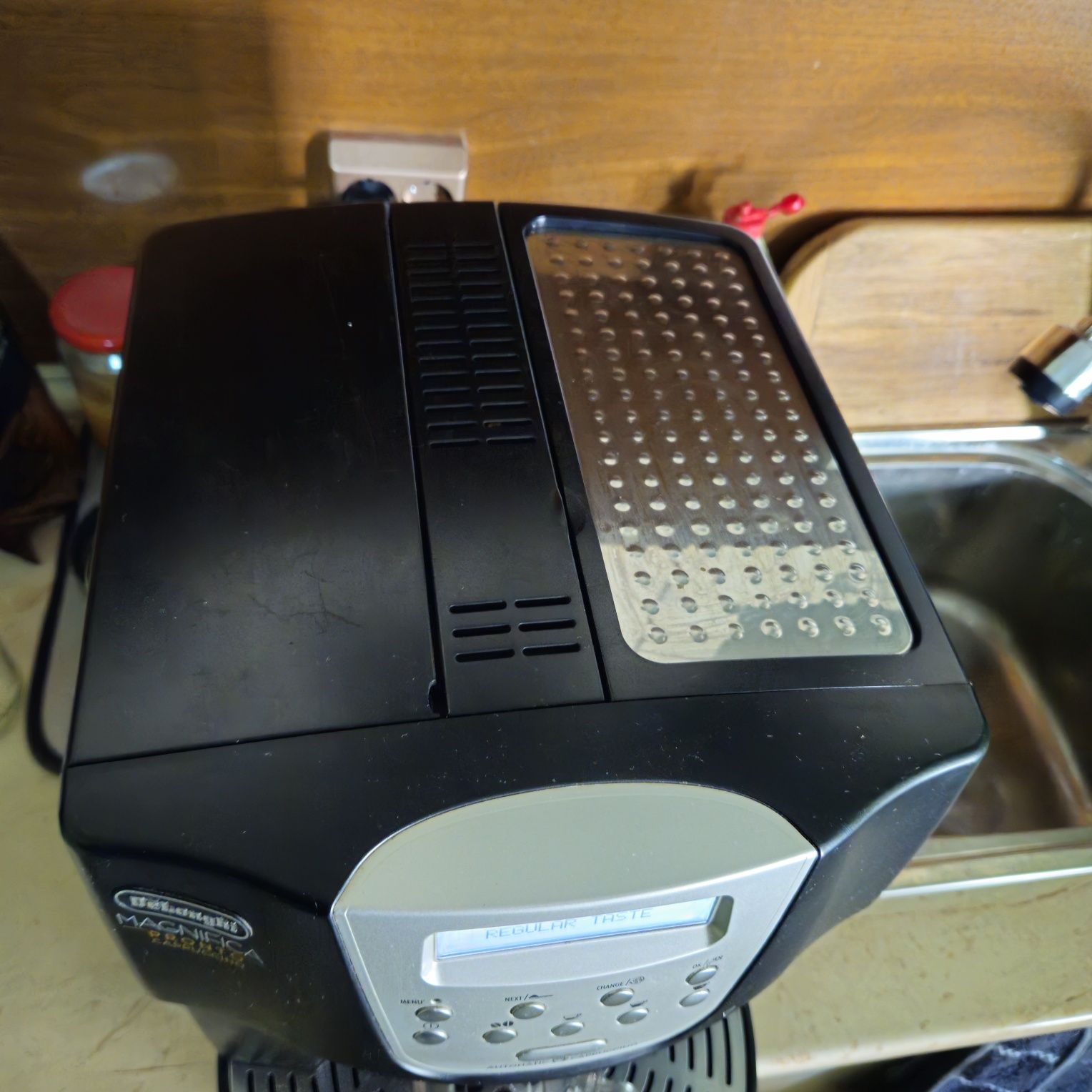 Delonghi magnifica