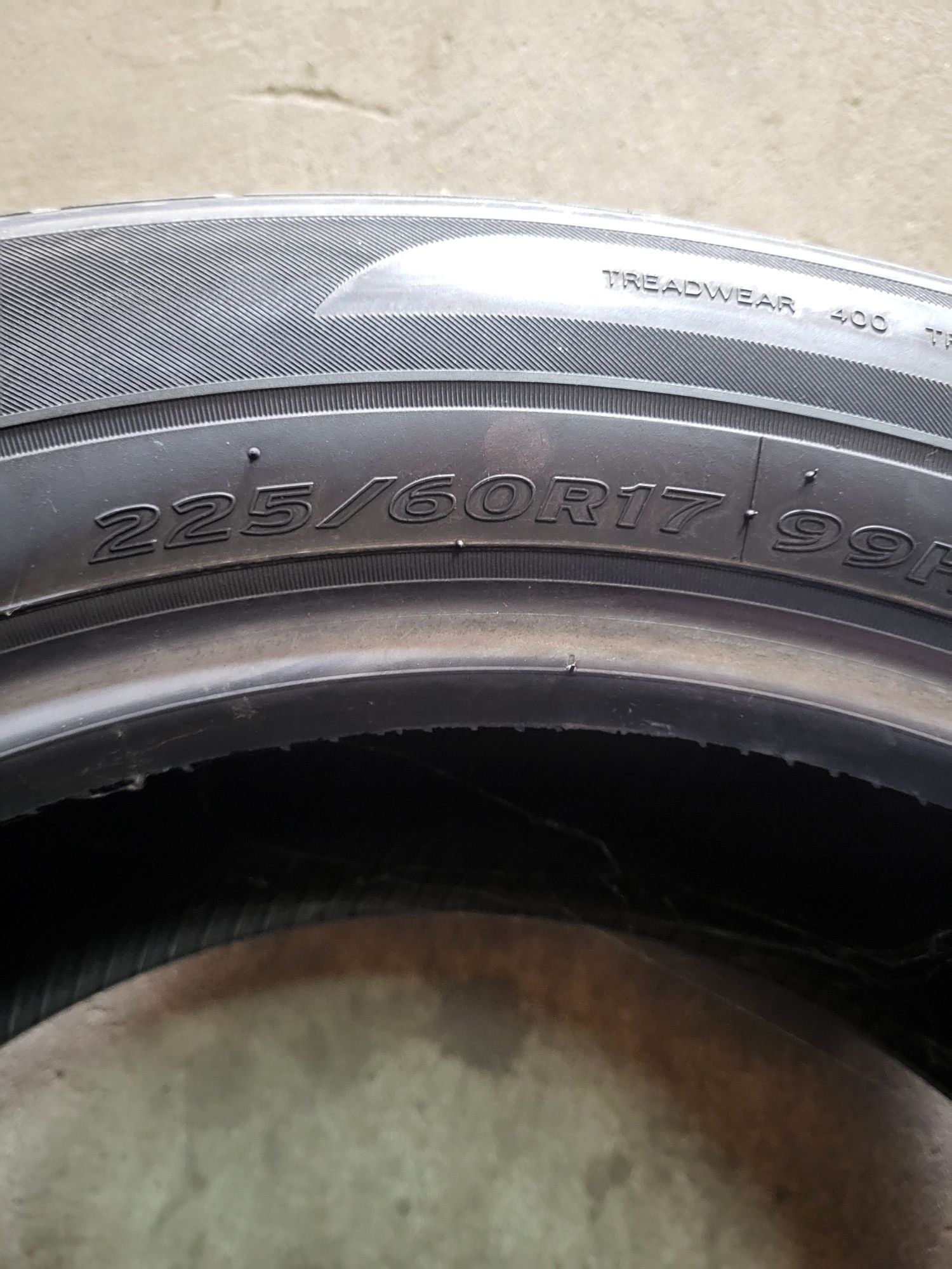 2 anvelope 225 60 R 17 Hankook Vara