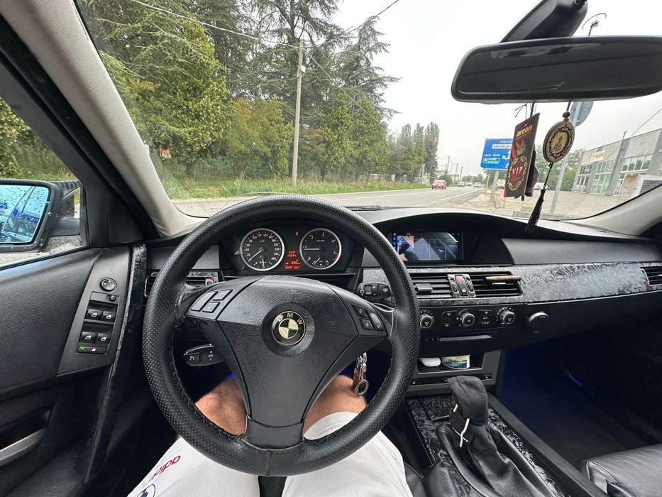 BMW   520d  163cp
