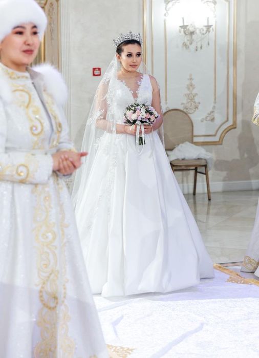 Продам свадебное платье после химчистки