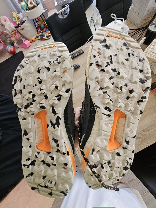 Зимни обувки adidas terrex parley boost