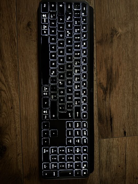 Tastatura Logitech MX Keys cu layout DE