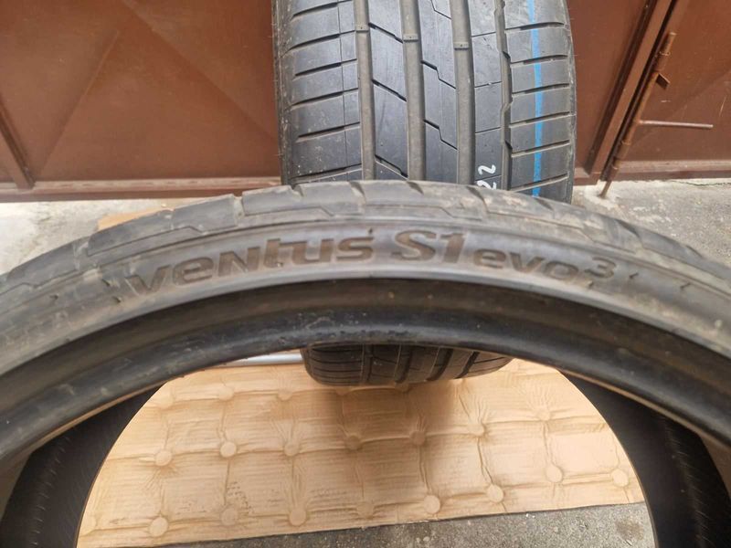 2 Hankook R22 285/30
летни гуми 
DOT1022