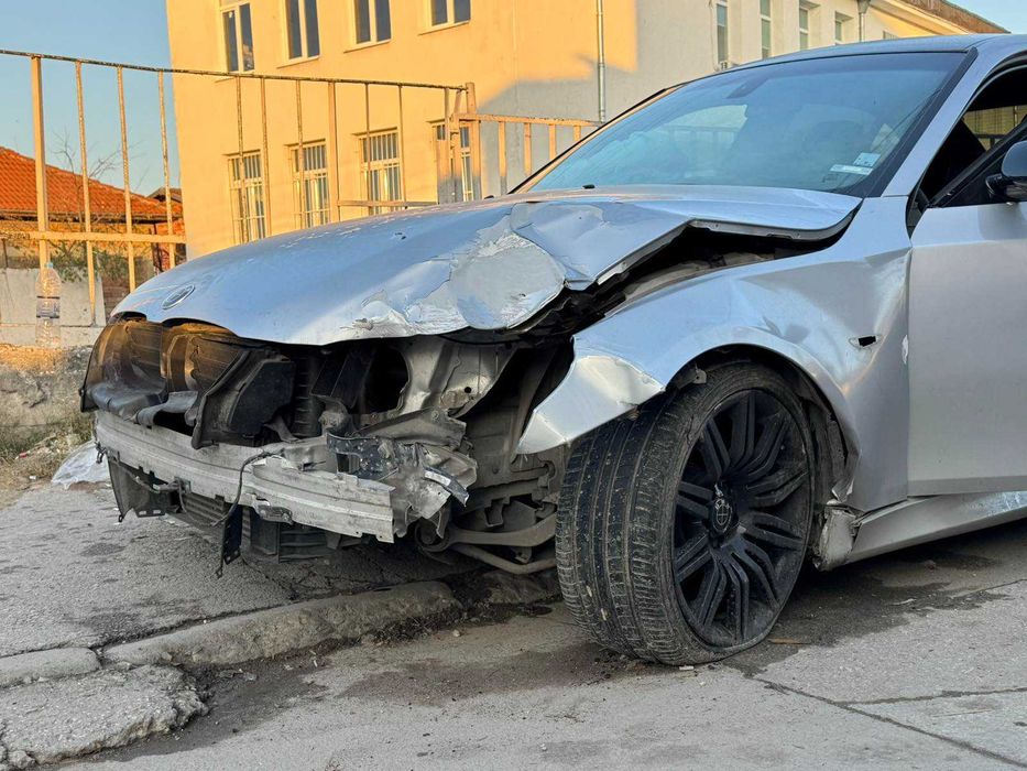 Продава се цяла! BMW E60 530D 218HP