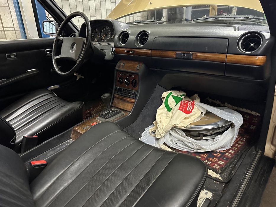 Mercedes cobra coupe w123 (280c)