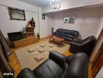 Apartament 3 camere, zona centrala, la 2 minute de Universitate