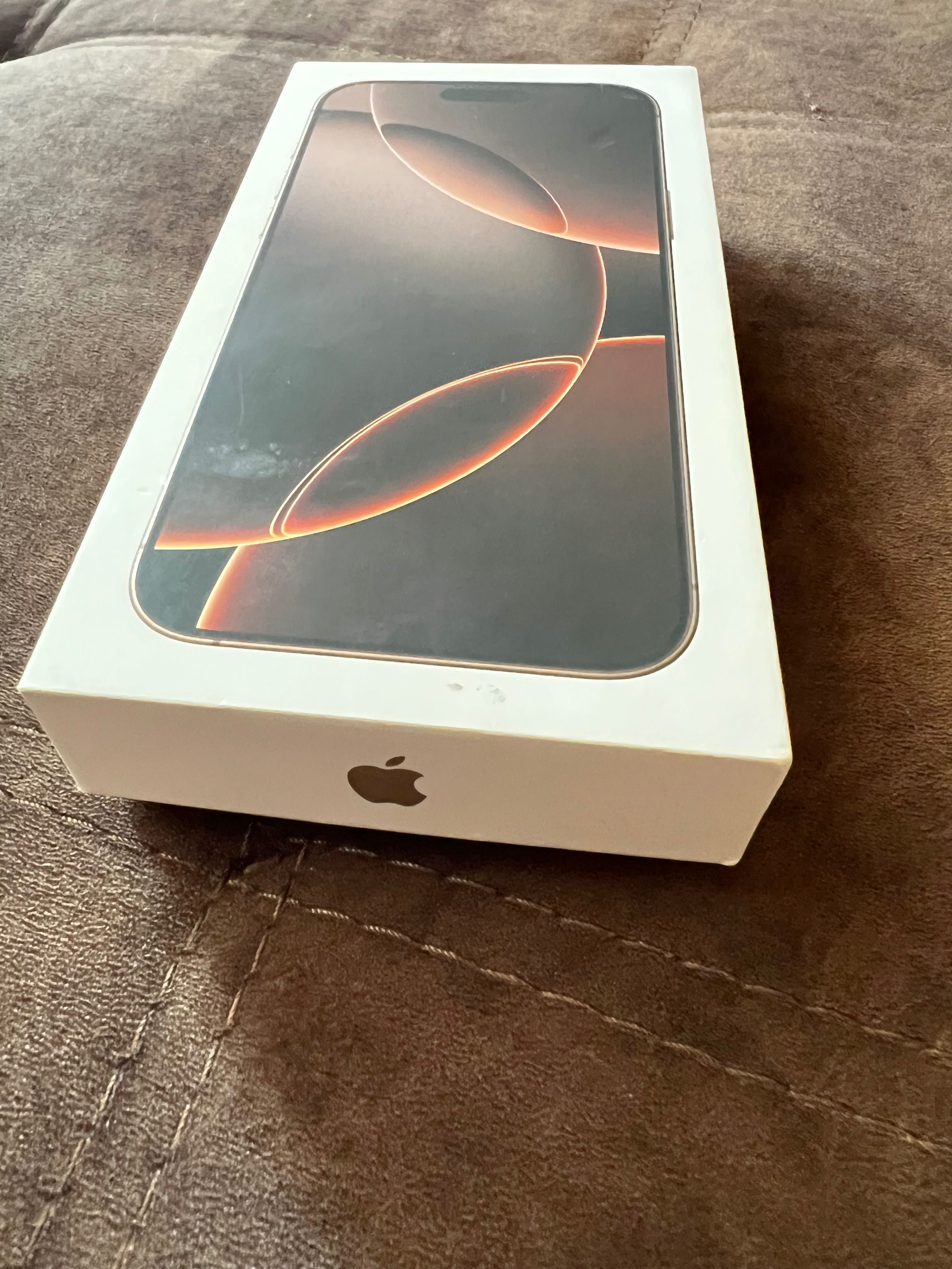 Iphone 16 Pro Max 256 GB color: Desert
