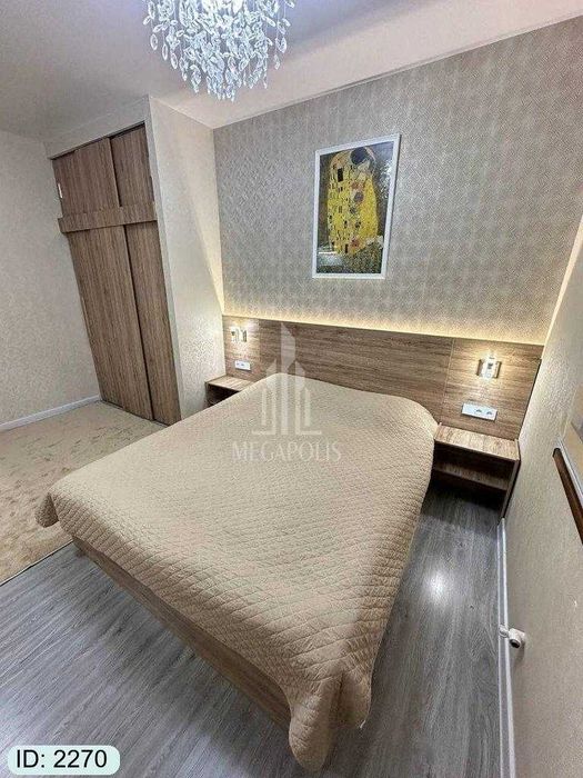 SOTILADI TEZDA №2270 Eski sum 3xonalik tayyor uyimiz sotuvda