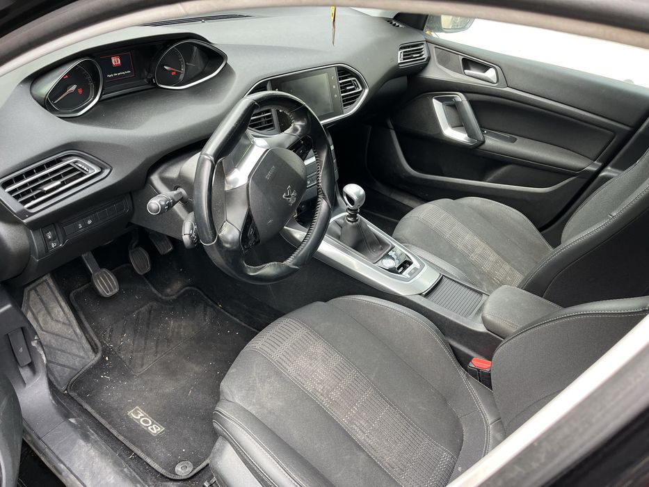 Peugeot 308 1.5HDI 130HP