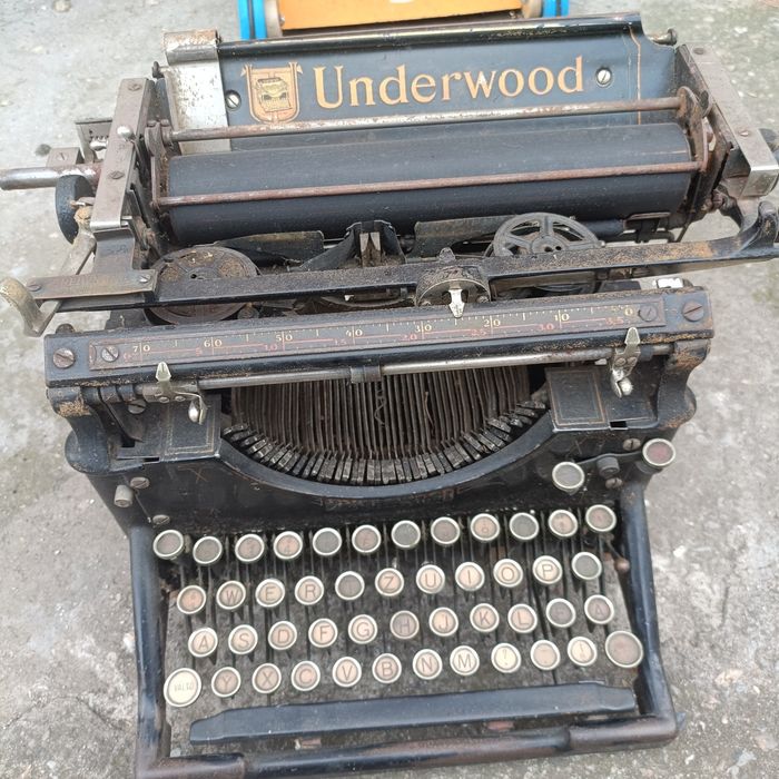 Mașina de scris Underwood