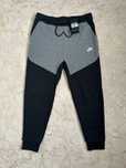 Pantaloni nike tech fleece