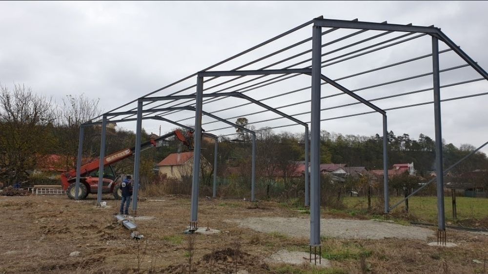 Vând structură metalică 10×25×4h