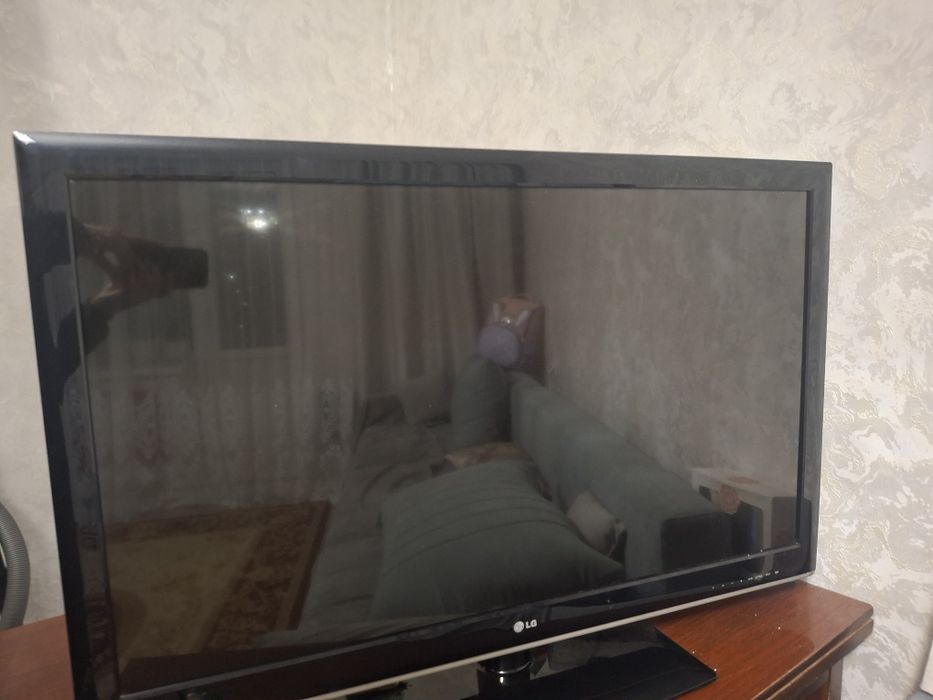 Телевизор LG диагональ 108