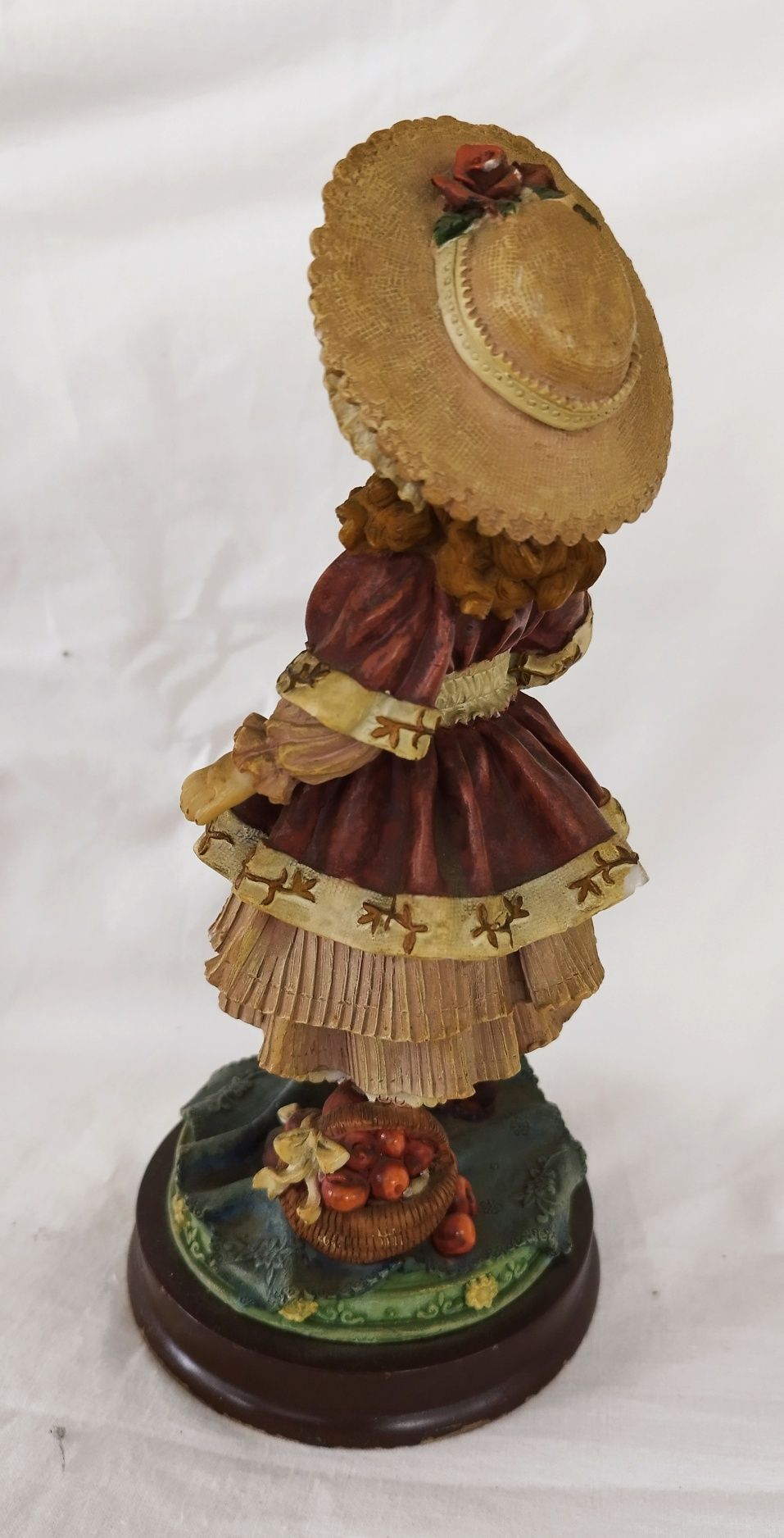Figurina decorativa Colecția Juliana, din rășină acrilica, 23cm.