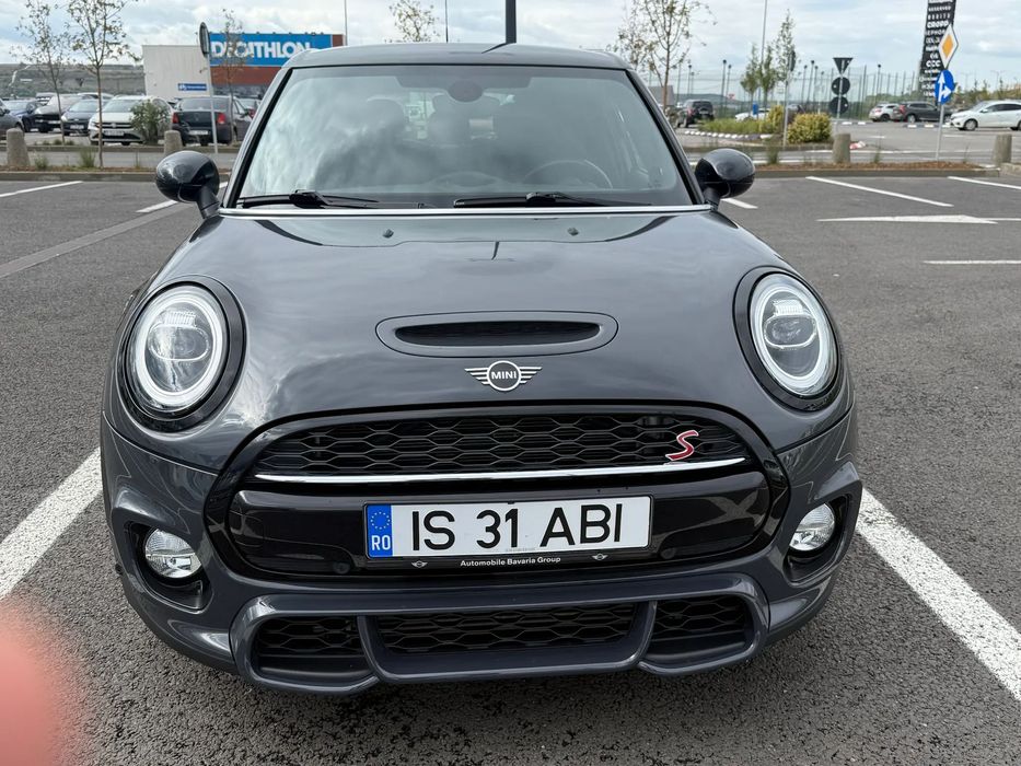 Mini Cooper S Unic proprietar, masina sotiei, stare perfecta, service doar la BMW