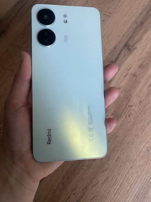 На запчасти рабочий redmi note 13