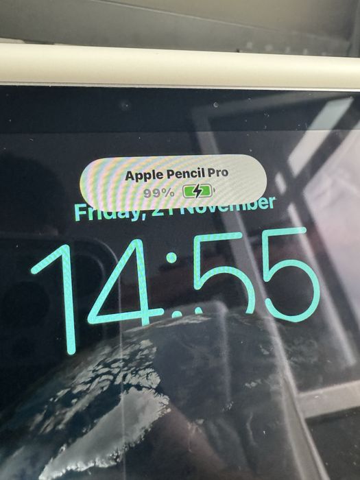 Apple iPad Air (2024) M2, 11' - Pencil Pro - Logi Combo - Garantie