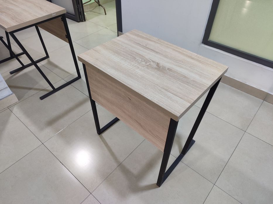 Loft 1 kishilik parta 70x50 ofis va o'quv markazi uchun stol офисный