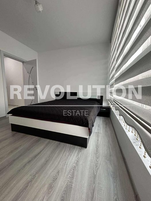 Дава се под наем Тристаен апартамент в Пловдив, Кючук Париж - 92 кв.м за 600 € - Снимка #2