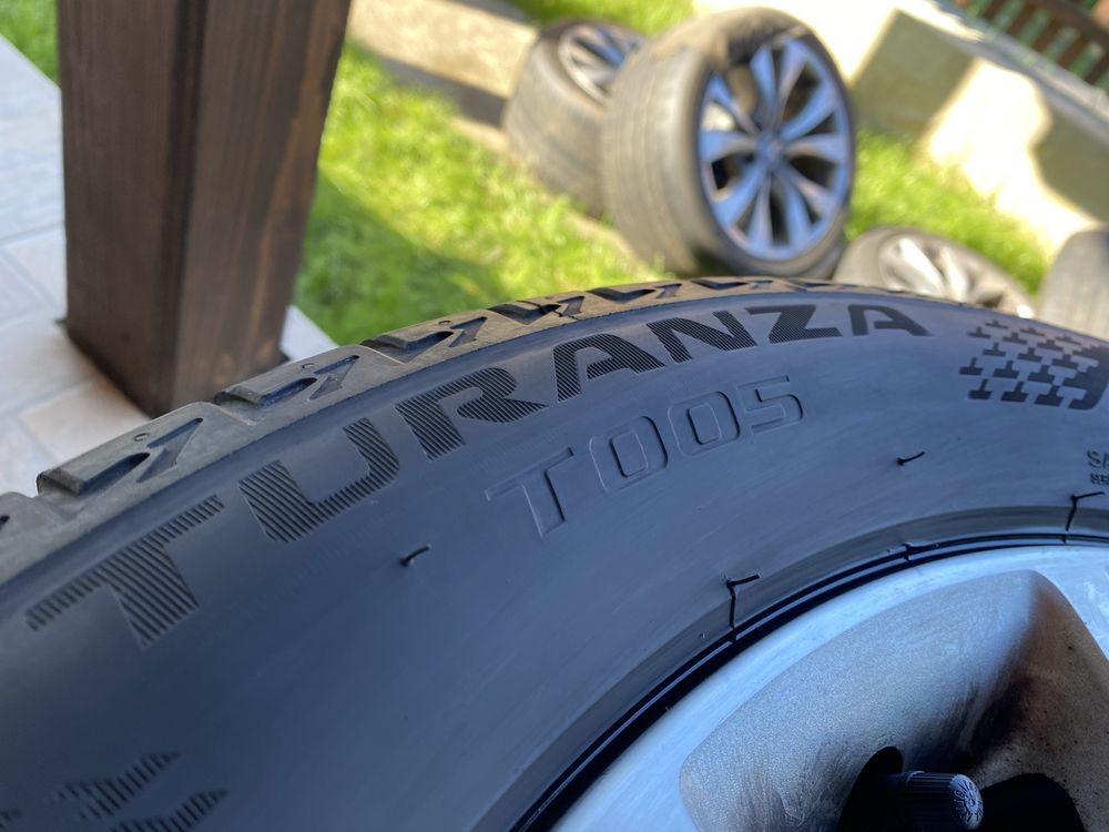 2бр. Летни гуми 225/55/18 Bridgestone Turanza T005 102Y XL AO DOT1921