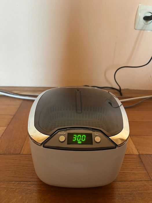 2 Sterilizatoare unghii  + lampă UV + pilă electrică