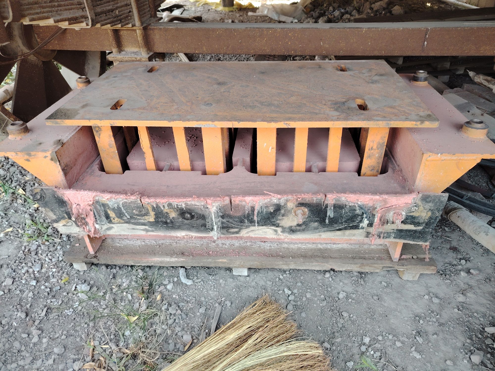 Shlaka blok aparat