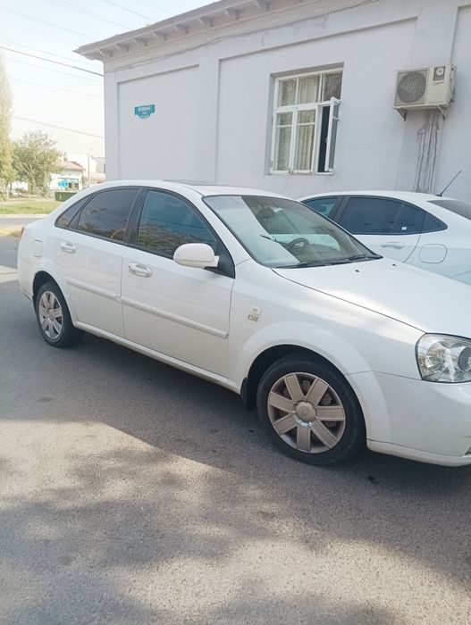 Lasetti 1.8 avtomat karobka