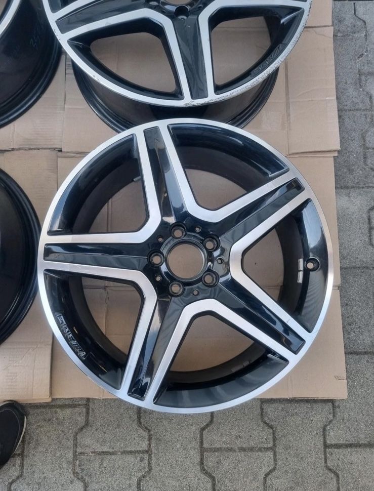 Оригинални джанти  Мерцедес AMG Mercedes 19’’