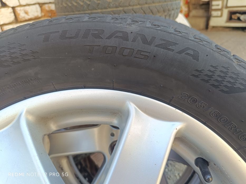 Летни гуми 16 цола 205 60 16 Continental и Bridgestone