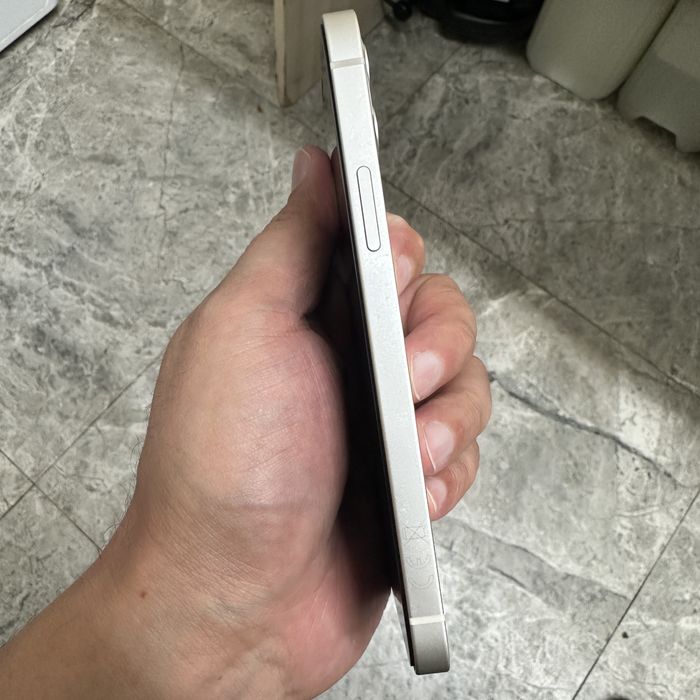 Айфон 12 в отличном сост