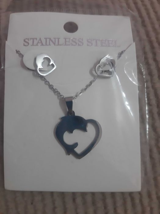 Комплект обици с медальон