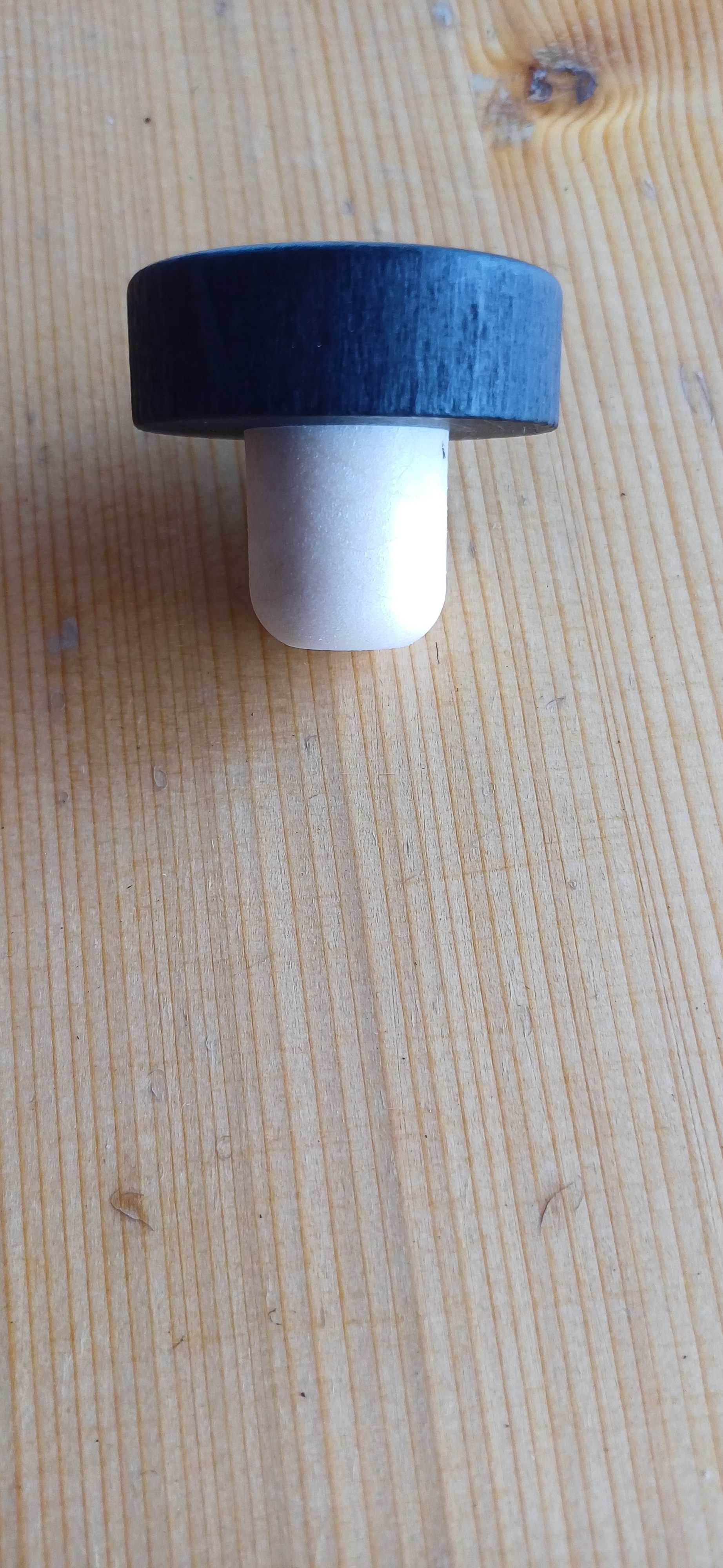 Немски PVC тапи за бутилки