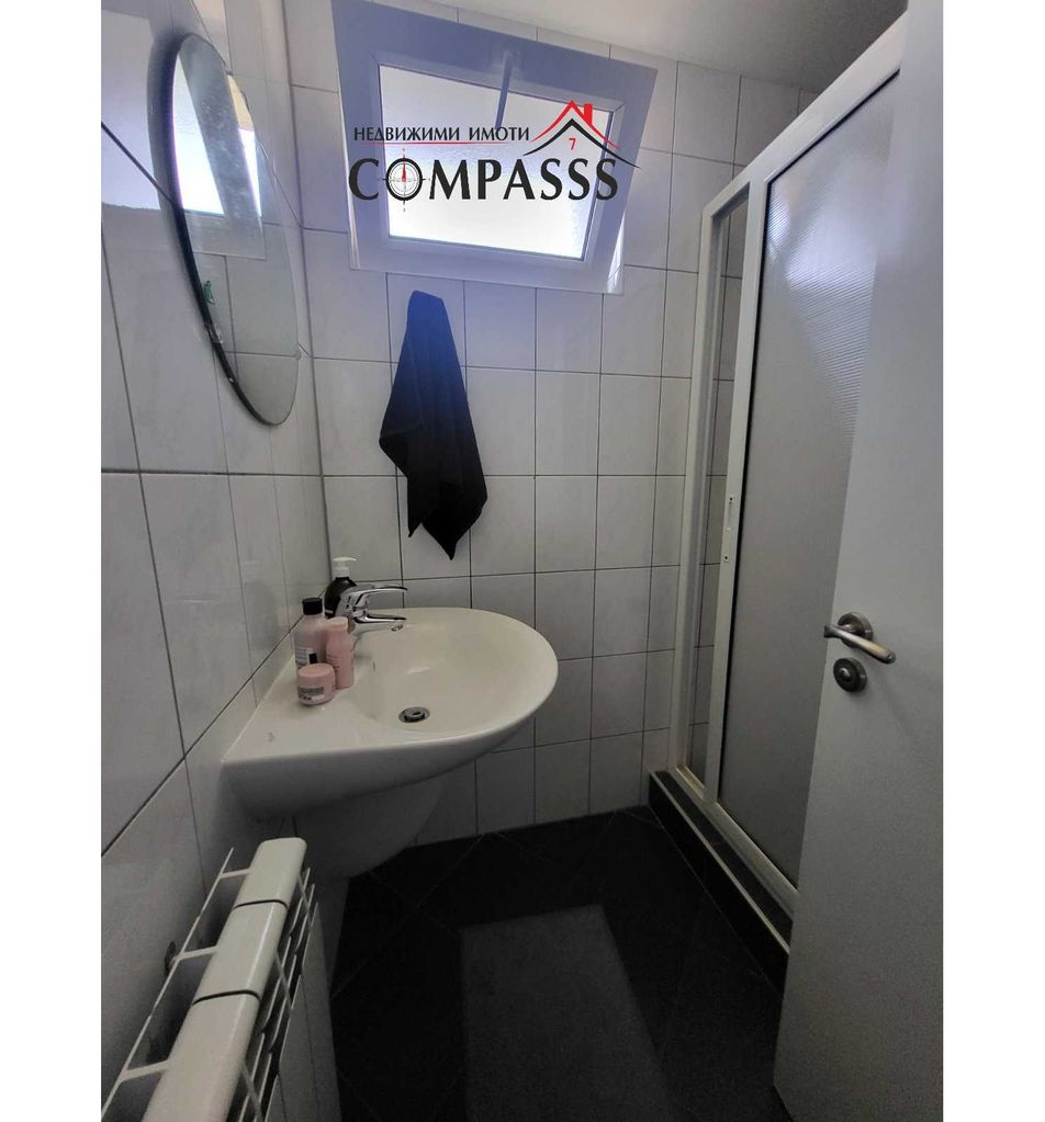 Продава се Къща в с. Бранище, Област Добрич - 433 кв.м за 458 €/кв.м - Снимка #15