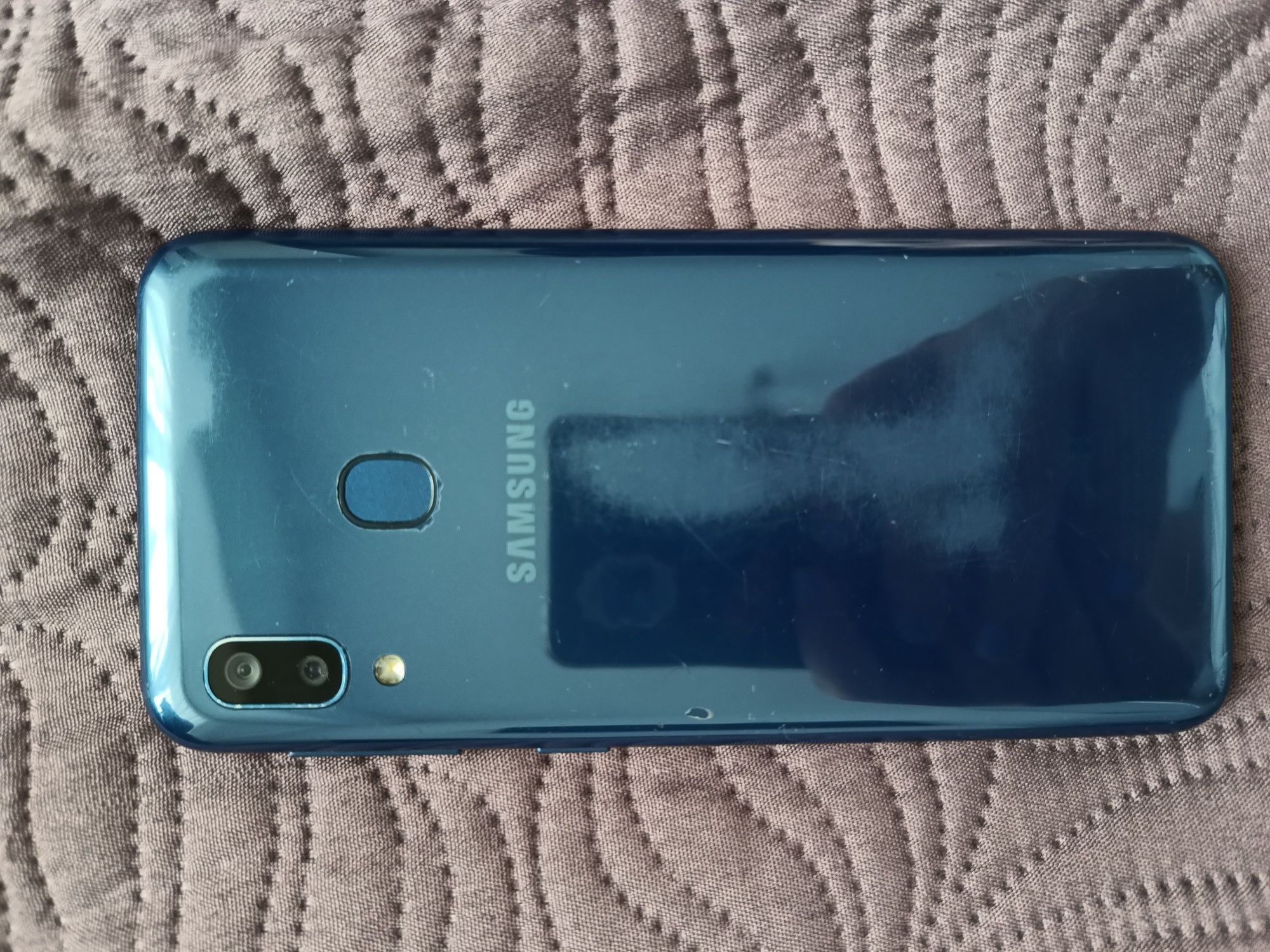 Samsung Galaxy A20e, telefon