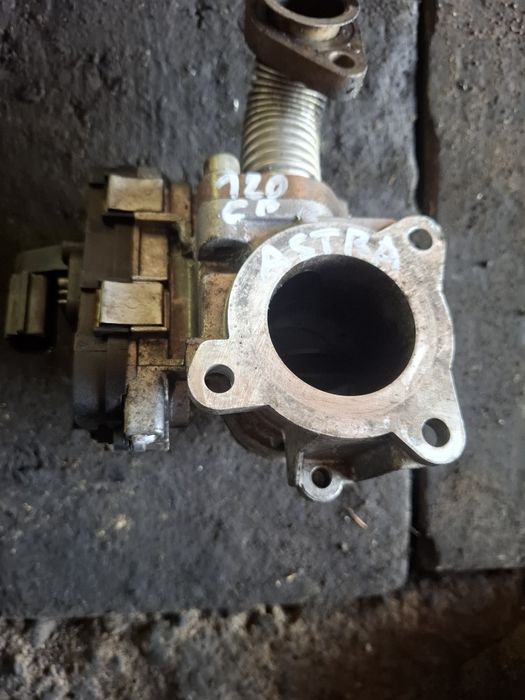 Clapeta accelerației Opel astra H 1.9 CDTi 120 Cp