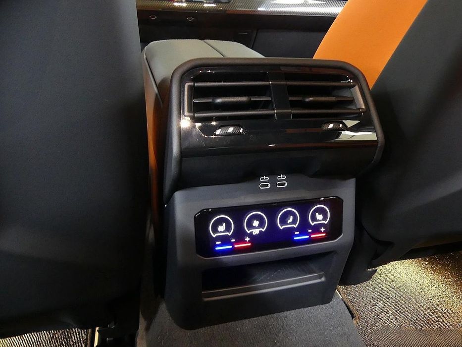 BMW M5 Sedan «EnCars Uzbekistan»