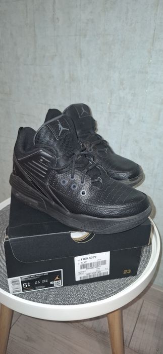 Кецове Nike Jordan Aura 5