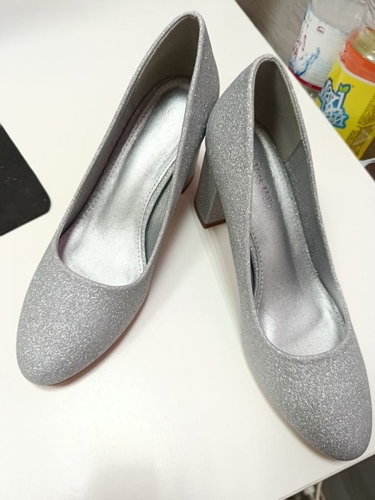 Туфли  новые праздничные