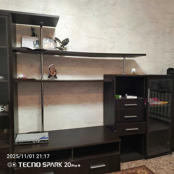 Стенка в зал хорошая