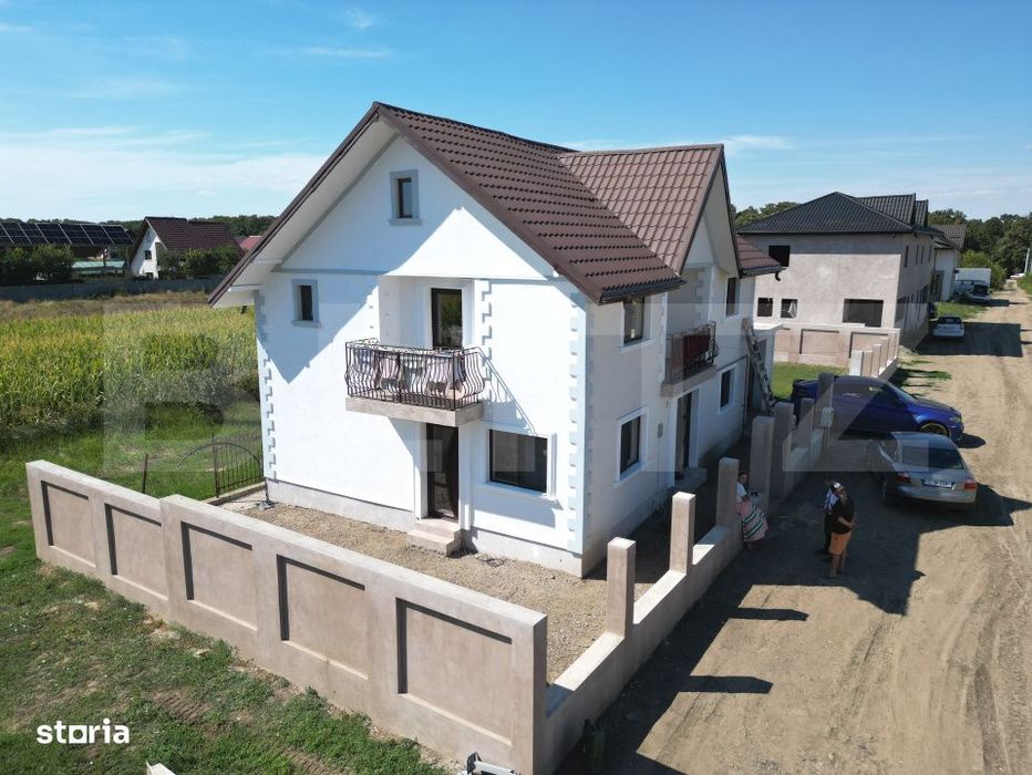 Casa cu 5 camere + garaj , situata in Valea Ursului