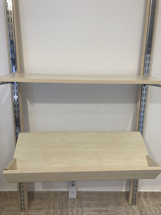 Търговско оборудване за магазин