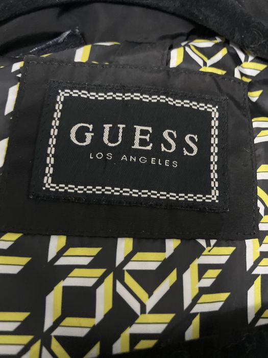 Guess оригинално яке