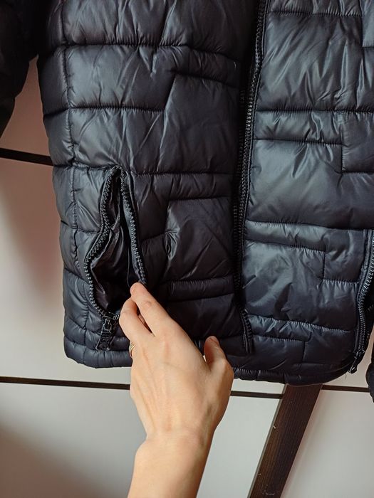 Vând geaca  barbati