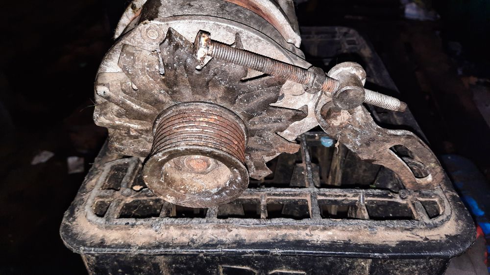 Алтернатор, Генератор  LEKRTIKA AAK 4809 14V 100A