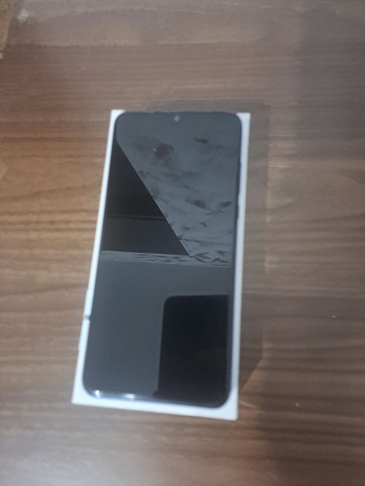 Vând telefon Huawei P30