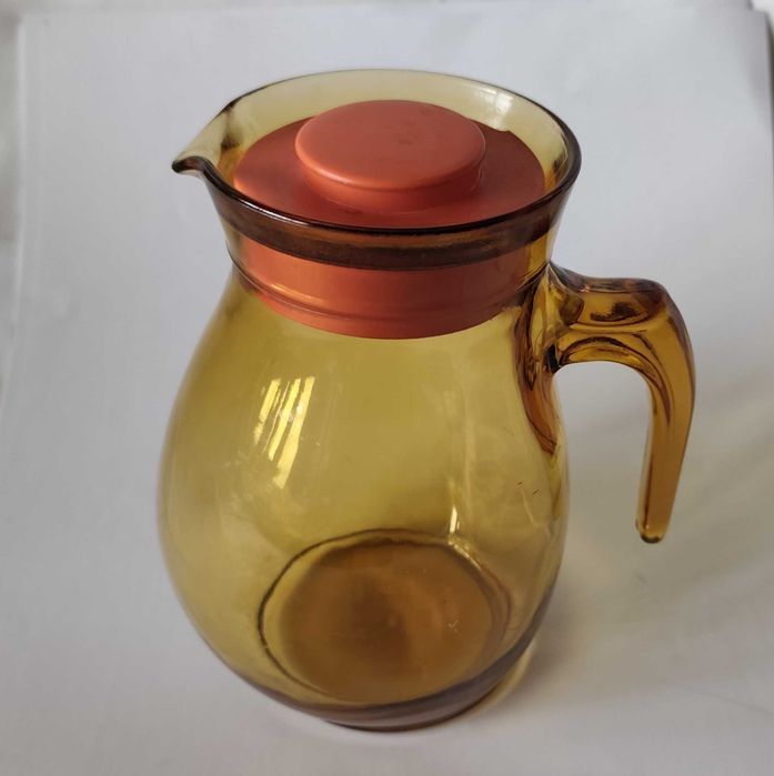 Кана от термостъкло за топли и студени напитки 1.5 л.